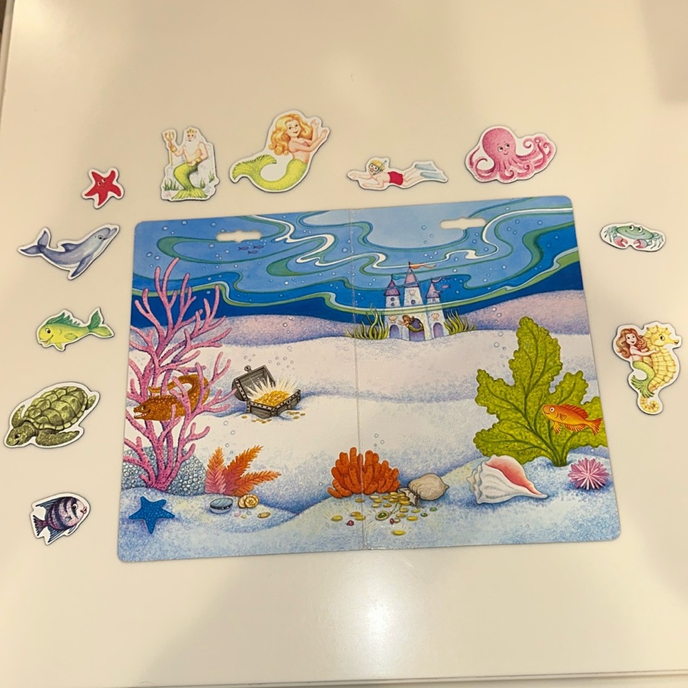 CREATE A SCENE Magnetic Enchanted Sea - Magnet Pieces and Scene - Picture 4 of 6